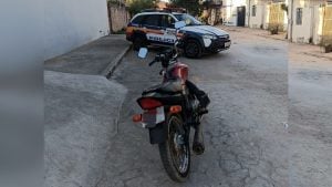 Homem compra moto clonada por R$ 1,5 mil e &eacute; preso em Nova Serrana