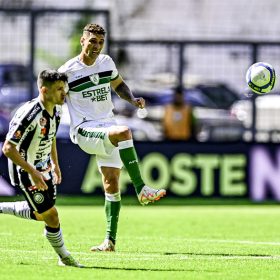 Coelho precisa voltar a vencer para colar na lideran&ccedil;a. Am&eacute;rica x Cear&aacute;.