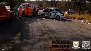 Nova Serrana: Motorista sem CNH &eacute; preso ap&oacute;s provocar dois acidentes na MG-423