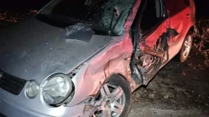 Batida entre carros mata motorista em Tavares, distrito de Par&aacute; de Minas