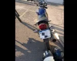 Motociclista inabilitado e passageiro são detidos com droga em Pará de Minas
