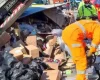 Oliveira: Carreta carregada de remédios tomba e motorista morre na BR-381