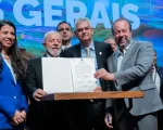 Alexandre Silveira e Lula lançam Luz Para Todos Minha Casa Minha Vida, que vai levar mais sustentabilidade ao programa habitacional