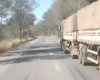 Vídeo: Motorista embriagado é preso conduzindo carreta na BR-262