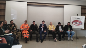 Falta de ilumina&ccedil;&atilde;o e quantifica&ccedil;&atilde;o de ciclistas em Divin&oacute;polis marcam reuni&atilde;o da ACASP