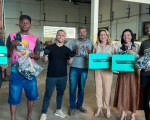 Sicoob Divicred participa de entrega de esteiras aos catadores de Divinópolis