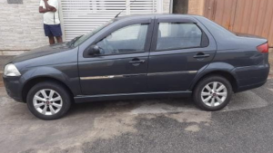 Divinópolis: Carro é furtado no bairro Santa Clara