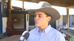Locutor de Divin&oacute;polis vai narrar rodeio em Barretos