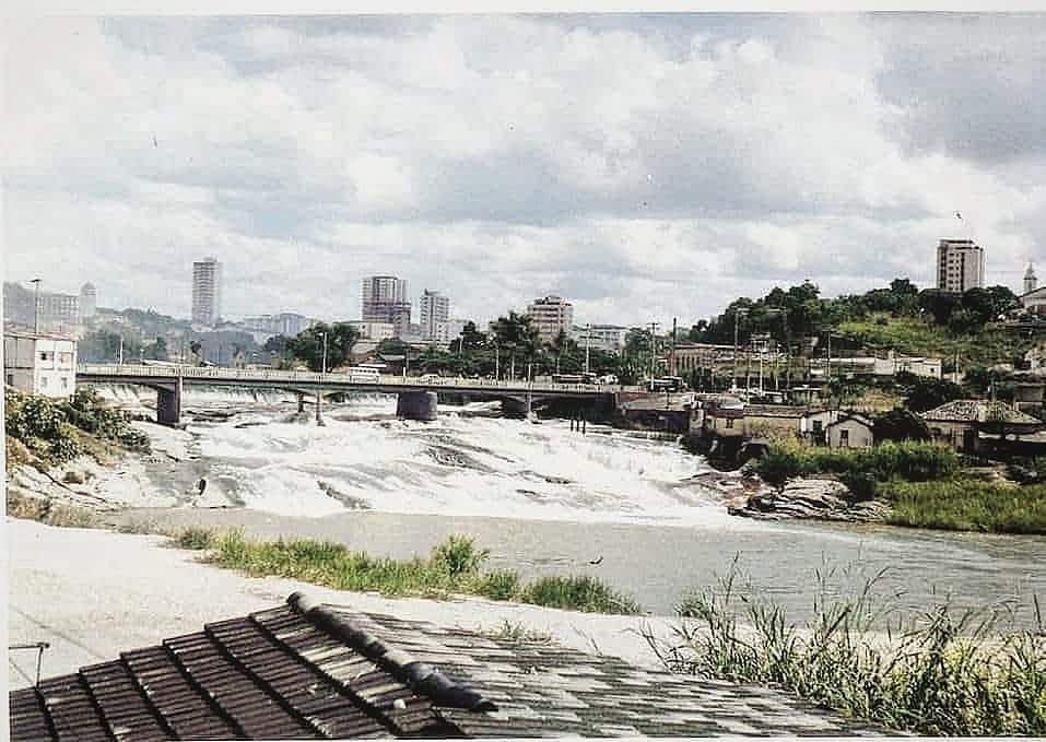 Rio Itapecerica - bairro Niter&oacute;i