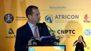 Superintendente da Anatel fala sobre a importância da comunicação pública para a democracia