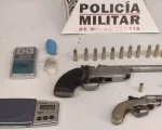 Divinópolis: PM prende três jovens e apreende armas após cumprimento de mandado