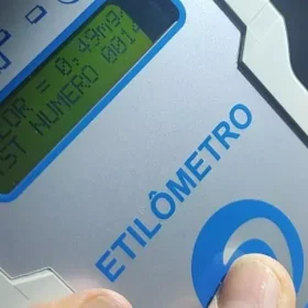 Divinópolis: Motorista preso por dirigir bêbado na MG-050 é liberado, após pagar fiança
