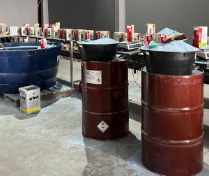 PM descobre f&aacute;brica que falsificava sab&atilde;o em p&oacute; em Ermida; funcion&aacute;rios s&atilde;o presos