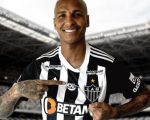 Tem atacante na área do Galo
