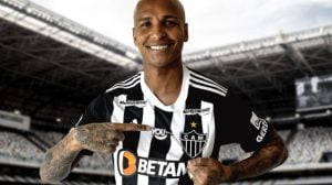 Tem atacante na &aacute;rea do Galo