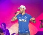 Gusttavo Lima viaja à Argentina para assistir Cruzeiro x Boca Juniors