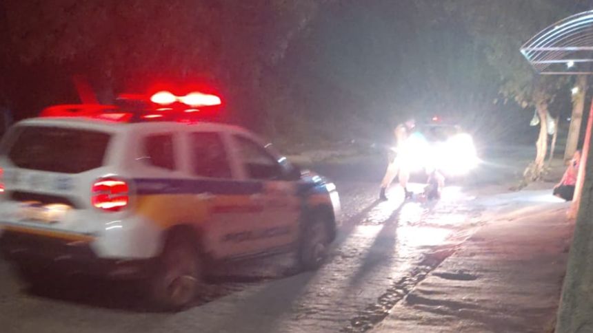 Homem em surto &eacute; contido pela PM no Elizabeth Nogueira, em Divin&oacute;polis