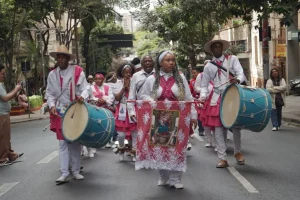 [R&Aacute;DIO] Congados e Reinados s&atilde;o reconhecidos como Patrim&ocirc;nio Cultural Imaterial de Minas Gerais