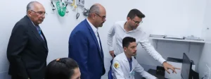 Tom&oacute;grafo doado pelo Governo de Minas ao Hospital Evang&eacute;lico de Belo Horizonte completa um ano com mais de 700 exames por m&ecirc;s
