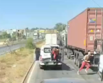 Urgente: detentos fogem de camburão na via expressa de Contagem; veja o vídeo