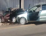 Vídeo: Carro em alta velocidade atinge veículos e deixa 3 feridos em Itaúna