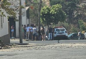 Homem &eacute; morto a tiros no Planalto, em Divin&oacute;polis