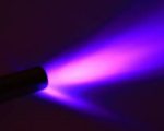 Você conhece a luz negra? Entenda suas funcionalidades