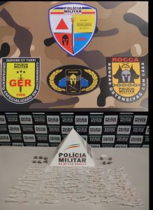 Dupla &eacute; presa por tr&aacute;fico de drogas em Nova Serrana