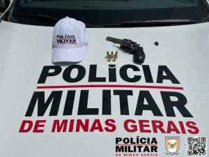 Dupla que dirigia sem CNH e portando arma é presa na MG-050 em Divinópolis
