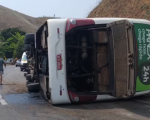 Acidente com ônibus do Coritiba Crocodiles deixa três mortos
