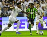 América perde em jogo polêmico para o Santos e vai se complicando na série B