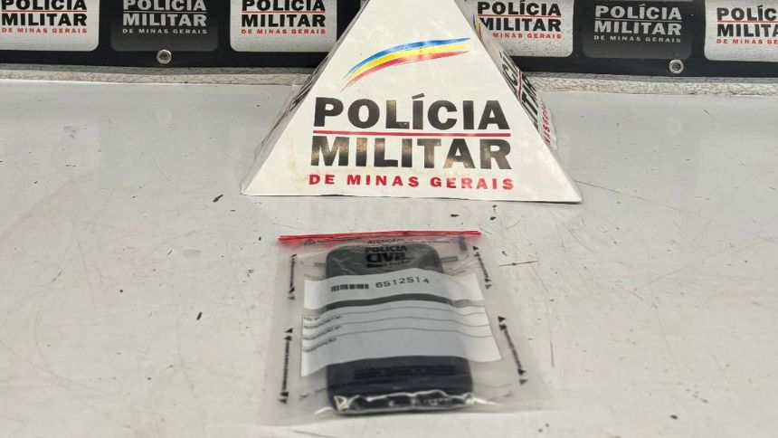 Homem &eacute; preso por recepta&ccedil;&atilde;o de celular em Divin&oacute;polis