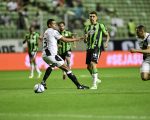 Coelho encara a Macaca para colar de novo no G4. `ponte Preta x América.