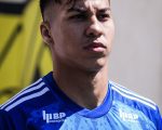 Em manhã de kaio Jorge, Raposa volta com força ao G6 do Brasileirão.