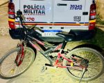Homem é preso com bicicleta furtada usada como 'pagamento' de drogas em Divinópolis