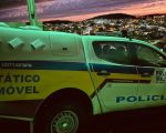 Homem atira em motociclista durante discussão e é preso em Nova Serrana