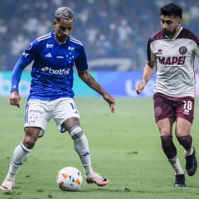 Cruzeiro, se chegar a final da Sul-Americana, pode ficar sem seu camisa 10.
