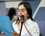 Deputada Lohanna apoia prevenção ao câncer de mama no evento “Saúde na Praça”, da UFSJ