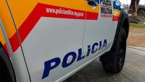Homem &eacute; preso com drogas e armas em Santo Ant&ocirc;nio do Monte