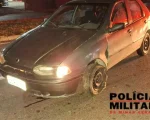 Divinópolis: Motorista inabilitado colide carro contra meio-fio e é preso