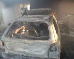 Formiga: Carro fica destruído após pegar fogo em garagem de casa