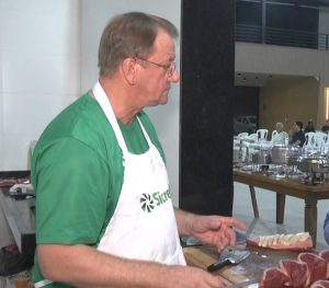 Evento no parque de exposi&ccedil;&otilde;es marca lan&ccedil;amento do Mega Feir&atilde;o de Veiculos SICREDI