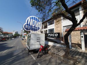 Est&uacute;dio m&oacute;vel da r&aacute;dio Nova Sertaneja esta AO VIVO direto da FOCO Semi J&oacute;ias.