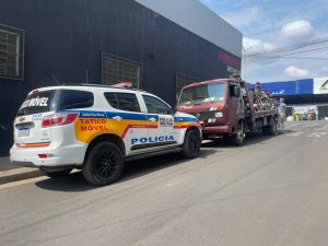 Mil Graus: Opera&ccedil;&atilde;o da PM em Ita&uacute;na e Itatiaiu&ccedil;u apreende mais de 100 motos