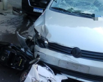 Acidente entre carro e moto deixa duas pessoas feridas em Divinópolis