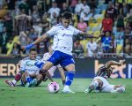 Cruzeiro cria chances, perde para o Fluminense e precisa se reabilitar pelo G6 do Brasileirão.