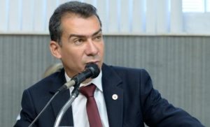 F&aacute;bio Avelar &eacute; eleito prefeito de Nova Serrana