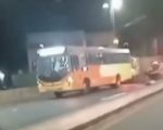 Idoso morre em acidente entre moto e ônibus no Barreiro, em BH