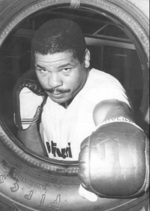 Morre Maguila, lenda do boxe brasileiro, aos 66 anos