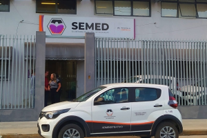 Professor &eacute; suspeito de assediar duas estudantes em escola de Divin&oacute;polis